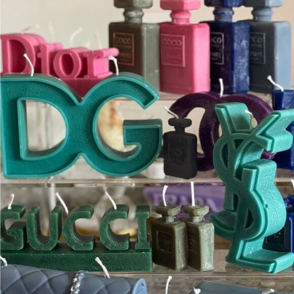 Candle   - Picture 13 of 17